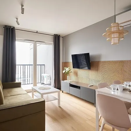 3-room Near The Main Railway Station Ma18 * Vratislav