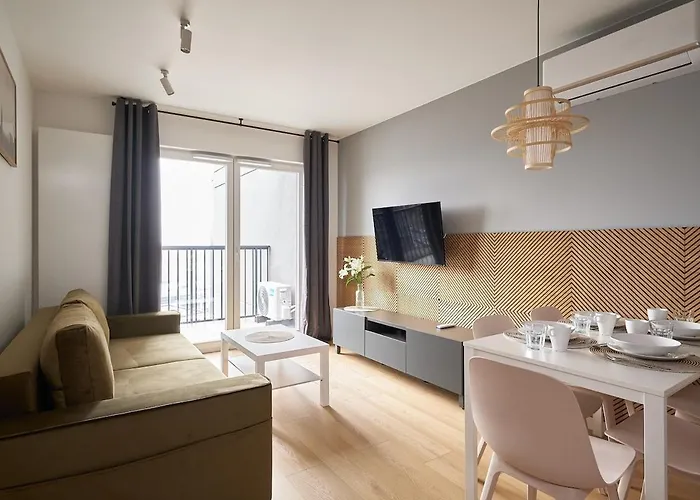 3-room Near The Main Railway Station Ma18 * Vratislav